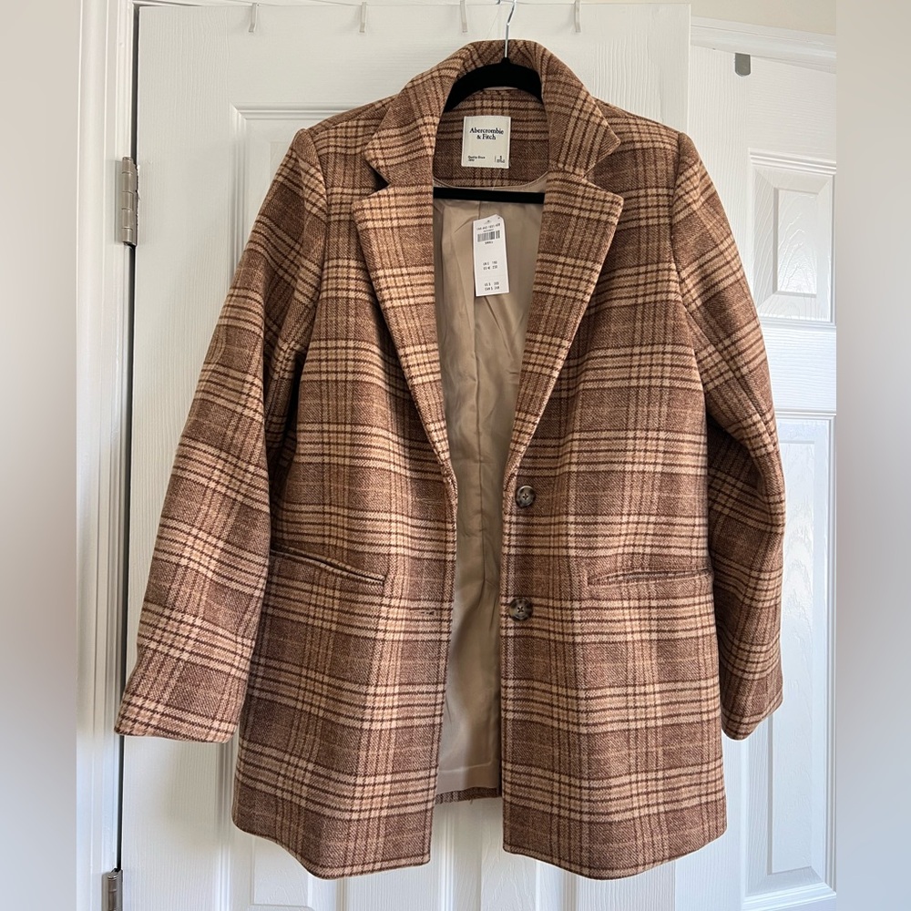 Women’s plaid peacoat NWT